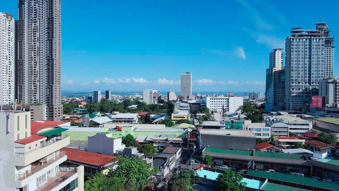 STUDIO Unit in Baseline Residences, Juana Osmeña St. & F. Ramos Ext., Kamputhaw, Cebu City (W/ BALCONY) - photo 4