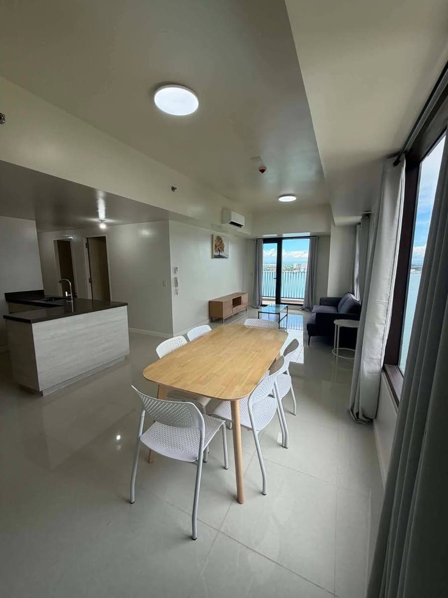 For Rent - 3BR Condo with Parking at Mandani Bay Suites Tower 1 - photo 3