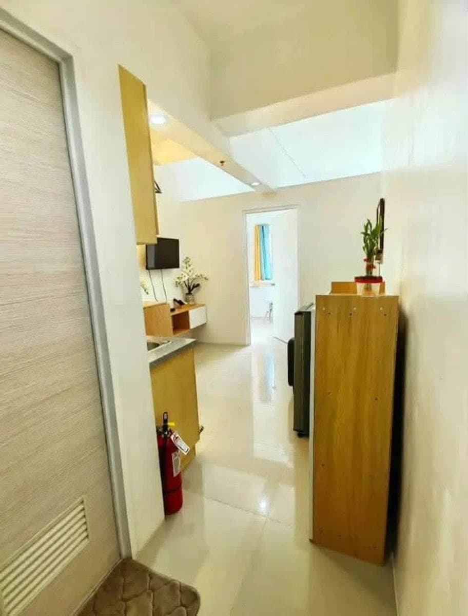 One Bedroom Condo Unit for Rent - photo 3