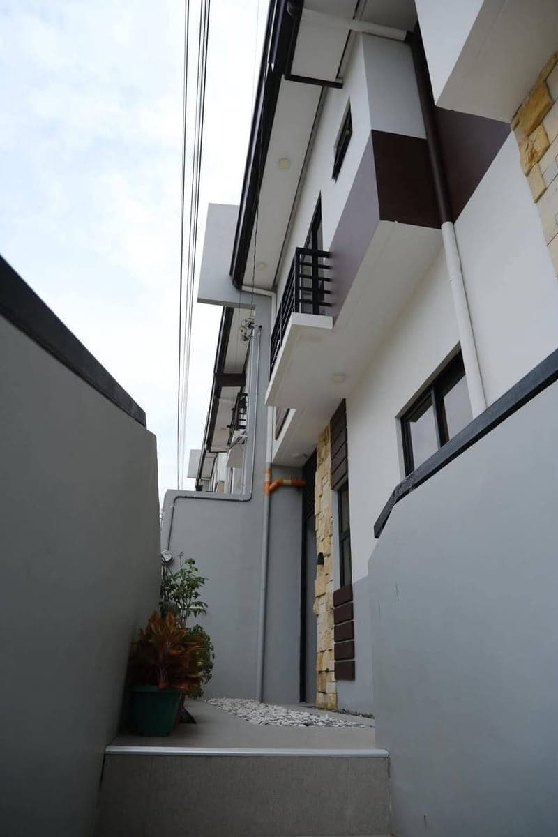 🏡 Fully Furnished House for Rent - photo 3