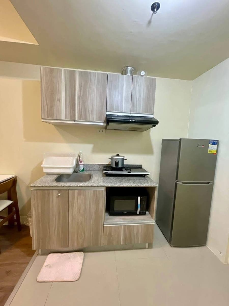 FOR RENT cozy Studio in Grand Residences! Available for viewing anytime. - photo 5