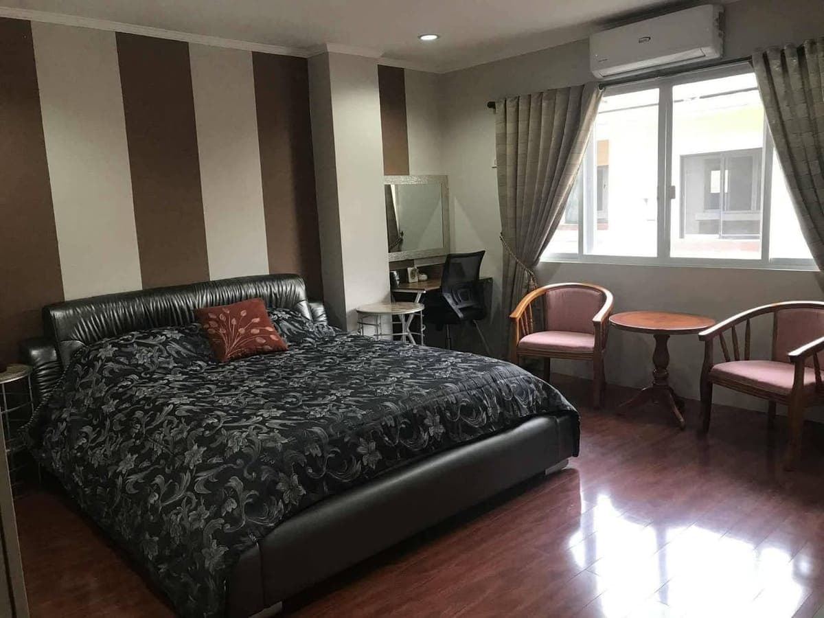 Available FOR RENT! - photo 2