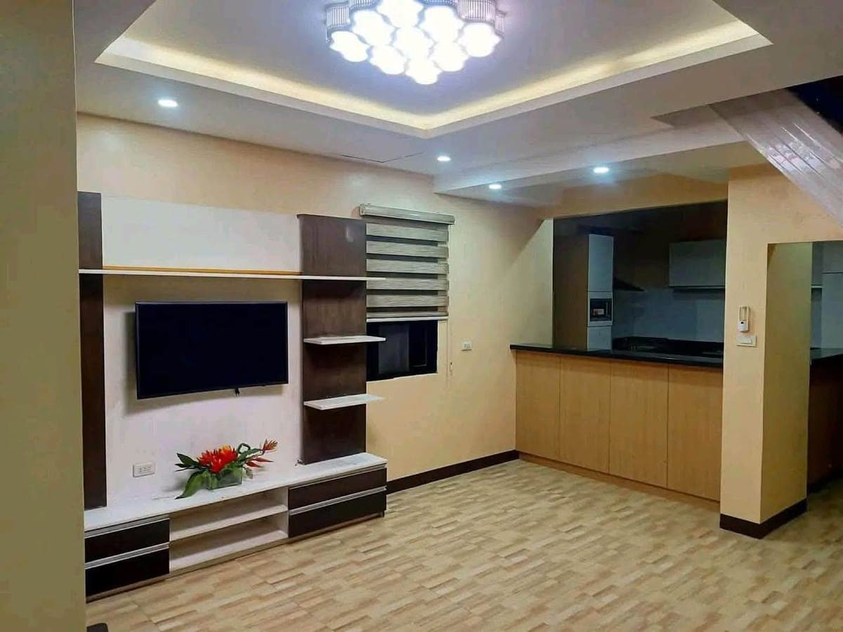 🏠 HOUSE FOR RENT - photo 2