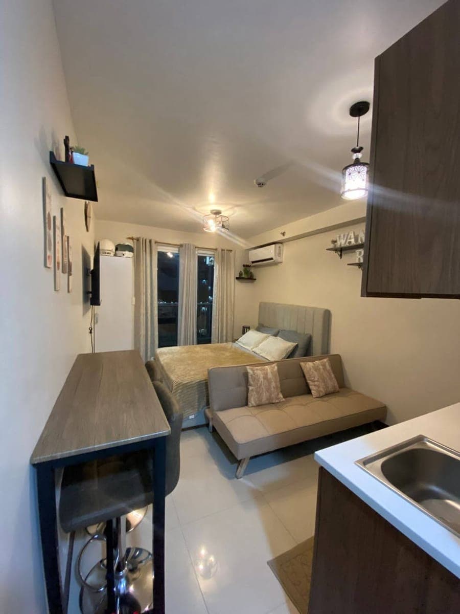 🏡 Available Today! Fully furnished condo in Lapu-Lapu City ✨ Comfortable, convenient, and move-in r... - photo 1