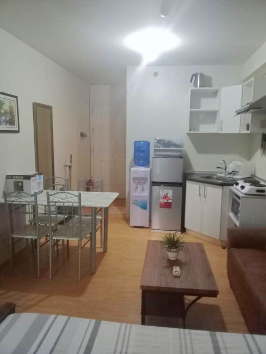 🏙️ FOR RENT —IT Park  Studio-Type Unit in Avida Tower 1, IT Park Cebu City Price - photo 1