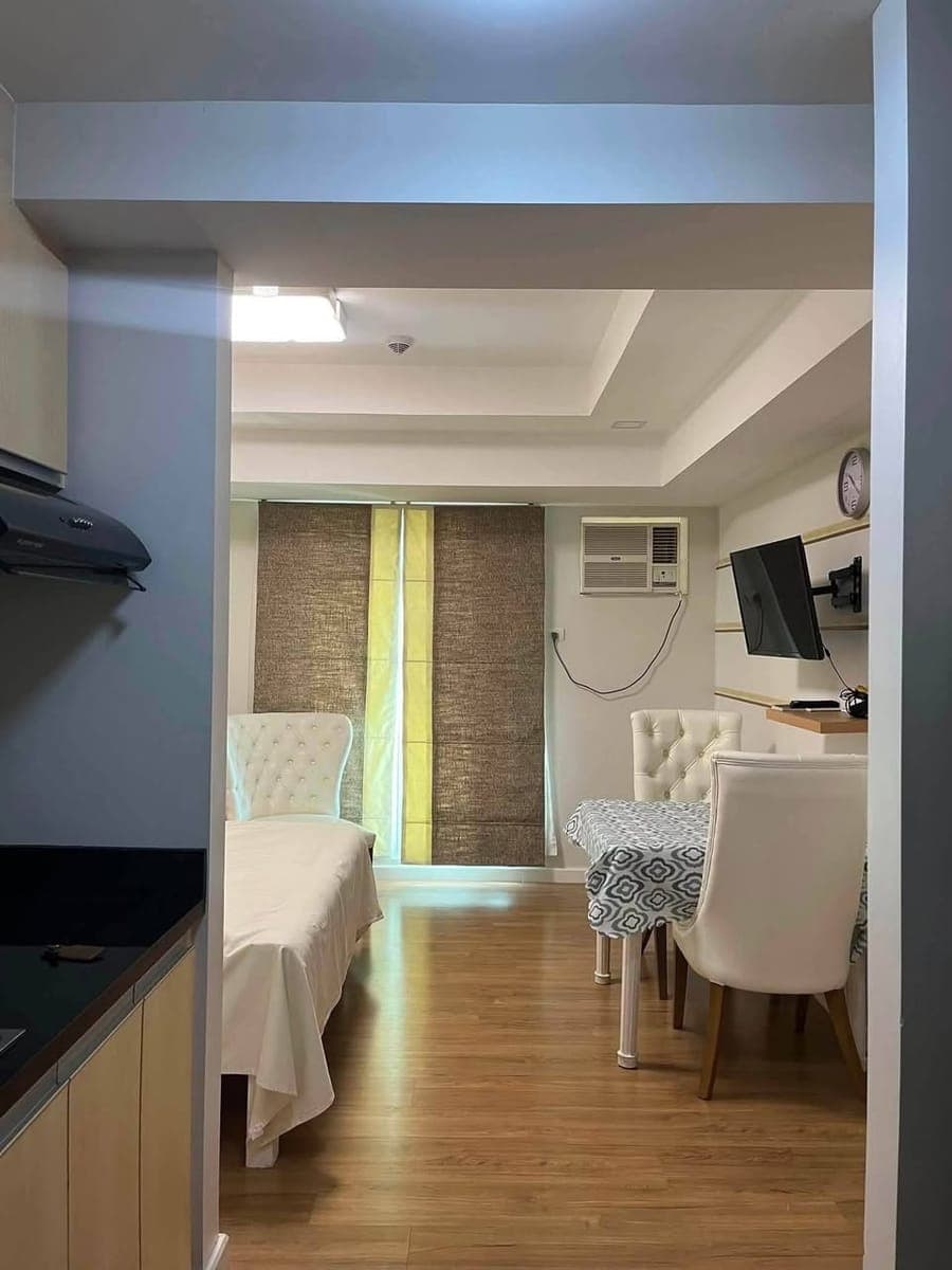 ♦️STUDIO UNIT FOR RENT with Parking ♦️ - photo 4