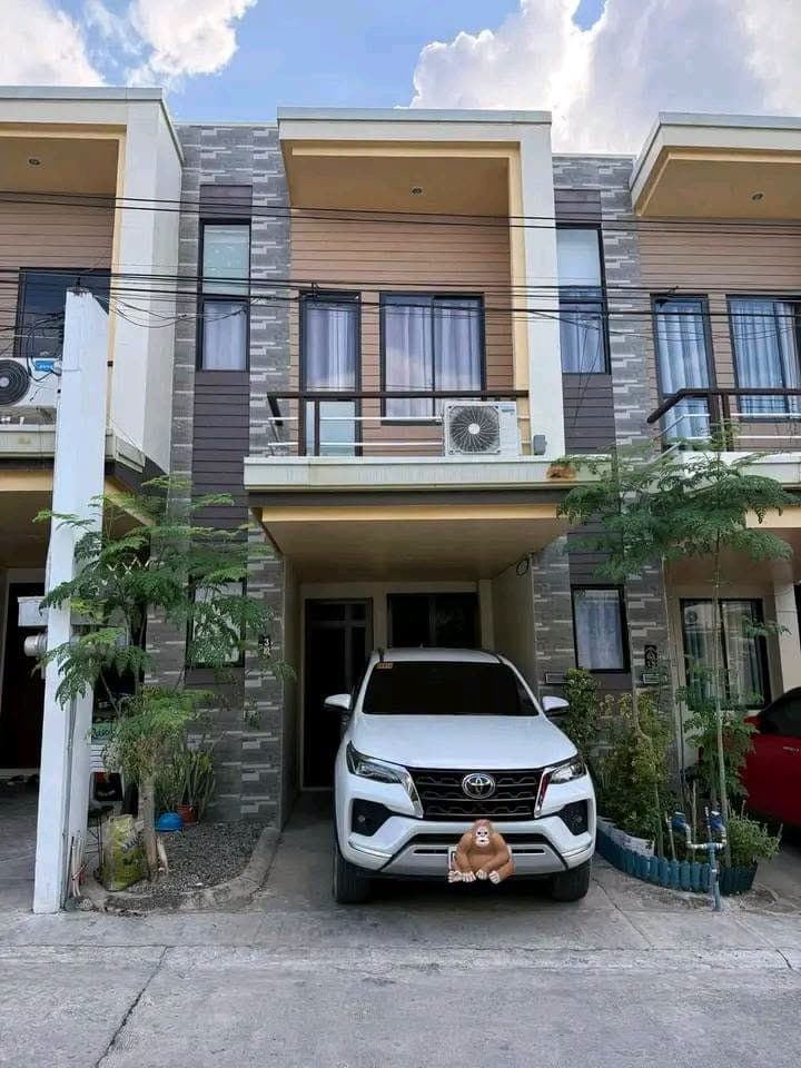 🔥 FOR RENT – Fully Furnished 2-Storey House & Lot🔥 - photo 1