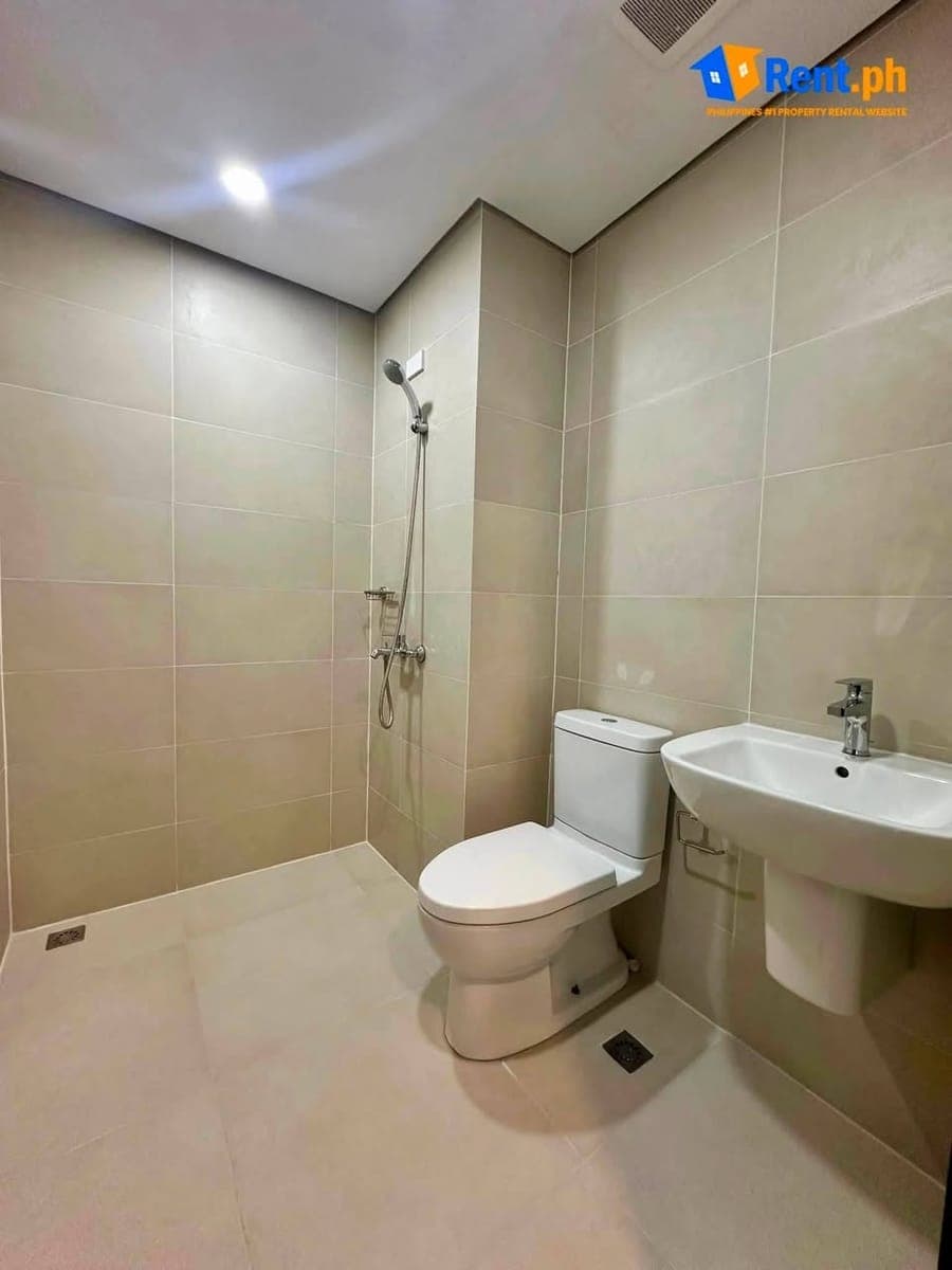 🏢 FOR RENT: - photo 3