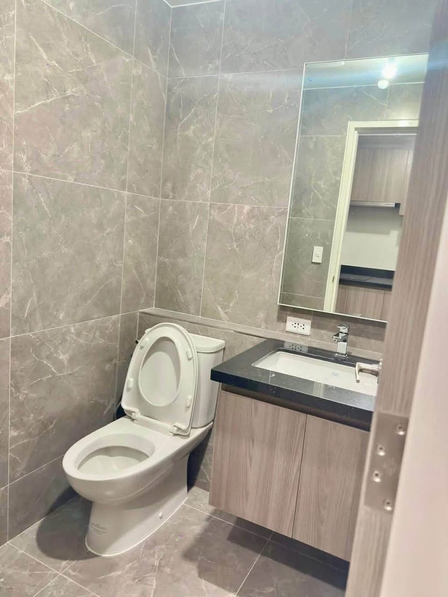 For Rent BRAND NEW Studio Unit in Mandani Bay Quay Tower 2 - photo 2