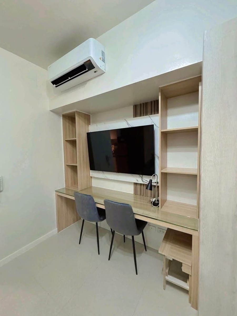 Studio Unit for Rent at Mandani Bay – ₱28,000/month (Condo Dues Included) - photo 2