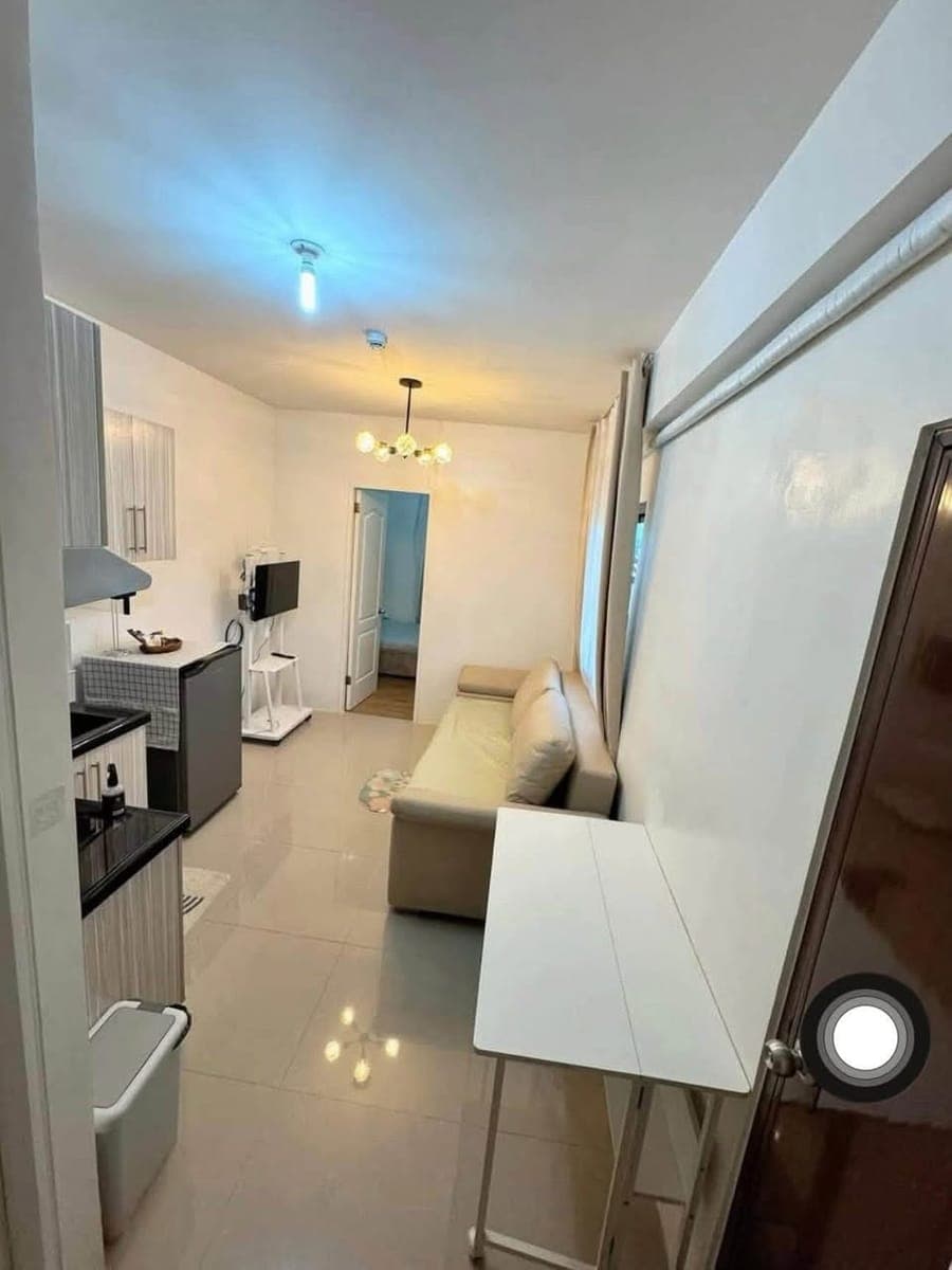 1 Bedroom Condo For Rent - photo 1