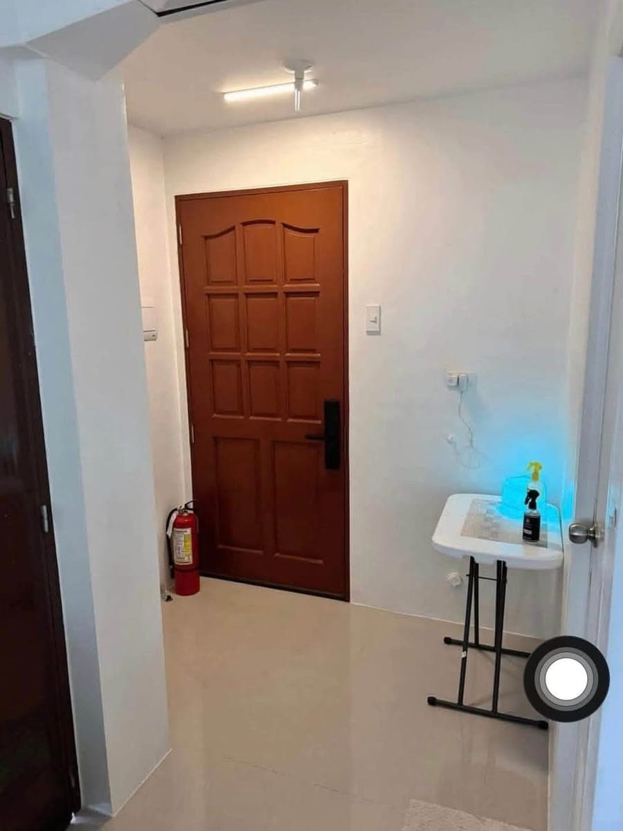 1 Bedroom Condo For Rent - photo 4