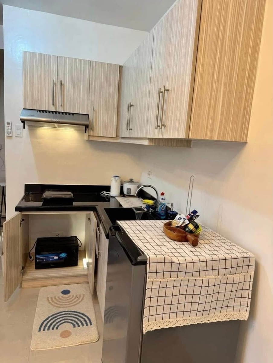 1 Bedroom Condo For Rent - photo 5