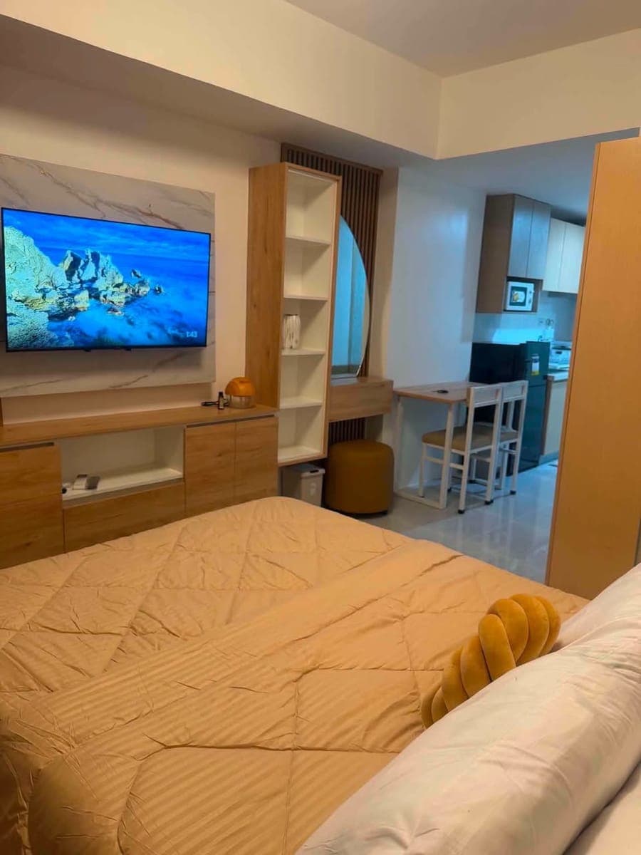 FOR RENT | Fully Furnished Studio - photo 1