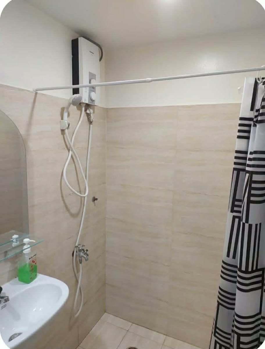 AVAILABLE FOR RENT - photo 1