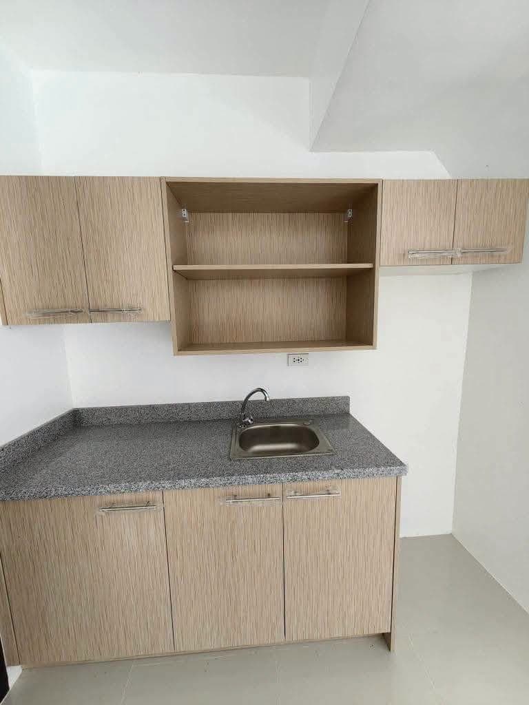 For Rent: Duplex Unit - photo 3