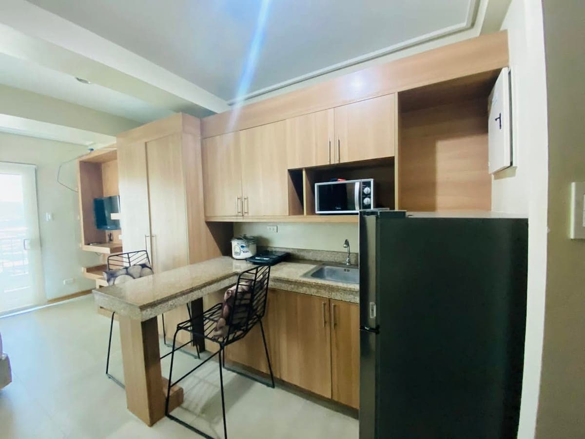 AVAILABLE FOR RENT across VELEZ COLLEGE‼️‼️ - photo 4