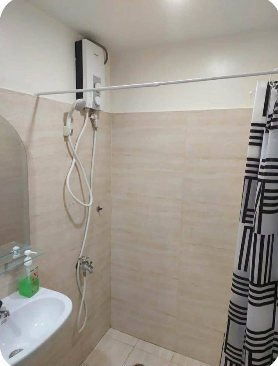 FOR RENT Fully Furnished Loft Unit - photo 5