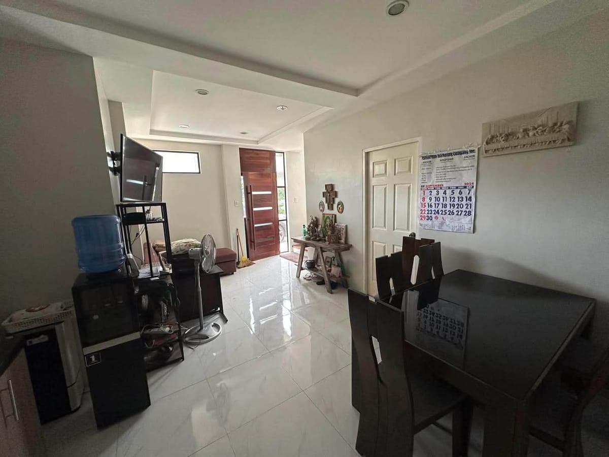 🏡 HOUSE FOR RENT – Fully Furnished 6-Bedroom Home in Guadaplains Subdivision, Guadalupe, Cebu City - photo 2