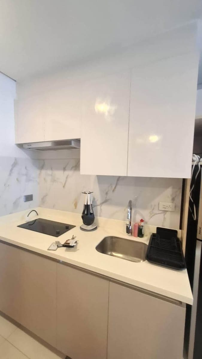 STUDIO UNIT AT 38th park 35k inclusive of dues - photo 4