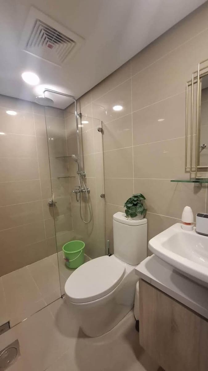STUDIO UNIT AT 38th park 35k inclusive of dues - photo 5