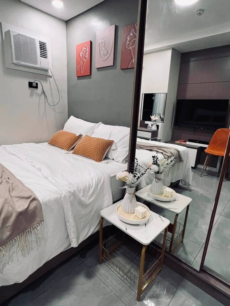 FOR RENT: Fully Furnished Condo with Balcony – La Menda Residences - photo 1