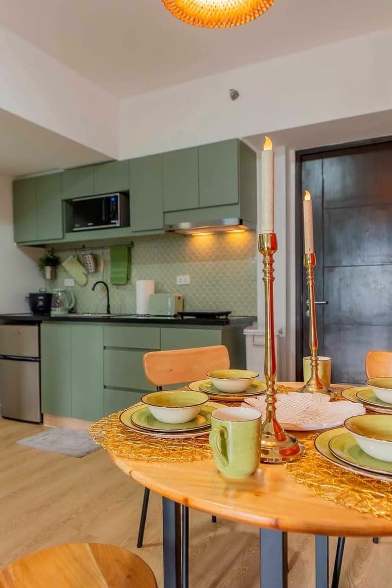Your next home awaits! 🏙️ Live comfortably in this fully furnished 1BR unit, perfect for couples, y... - photo 3