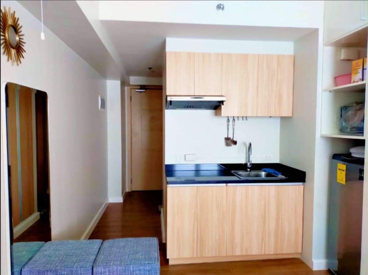 AVAILABLE FOR RENT - photo 4