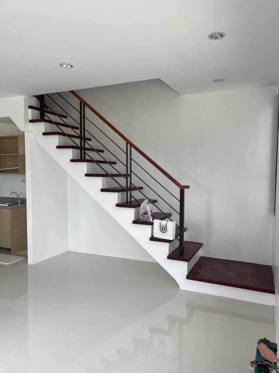 🏡 FOR RENT – Corner House & Lot in Minglanilla Highlands - photo 5