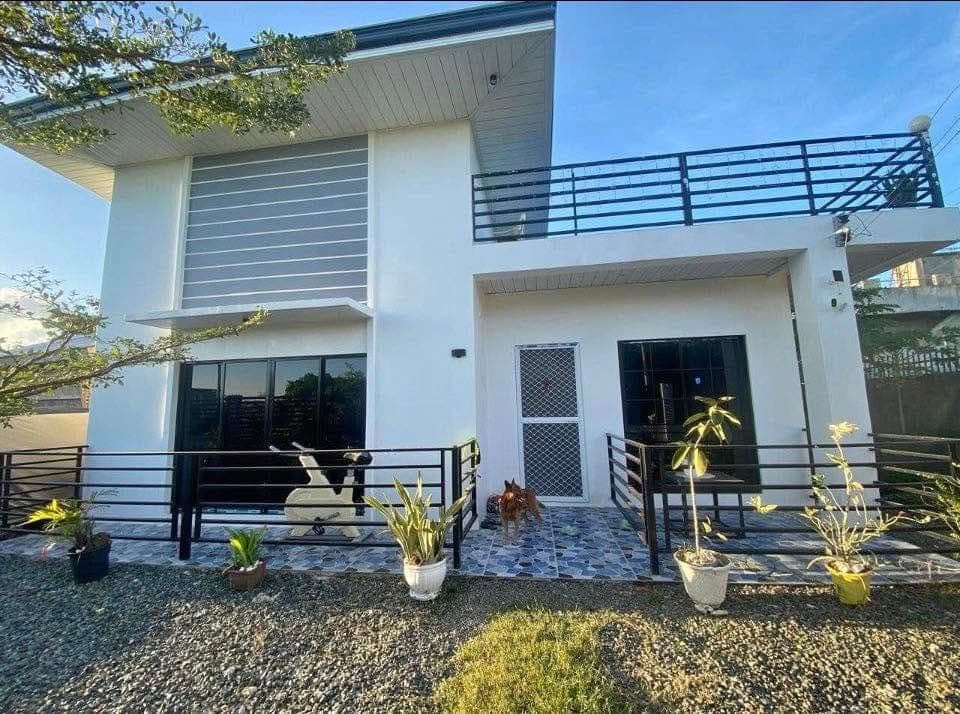 FOR RENT: Furnished 3-Bedroom House – Cordova, Cebu - photo 2