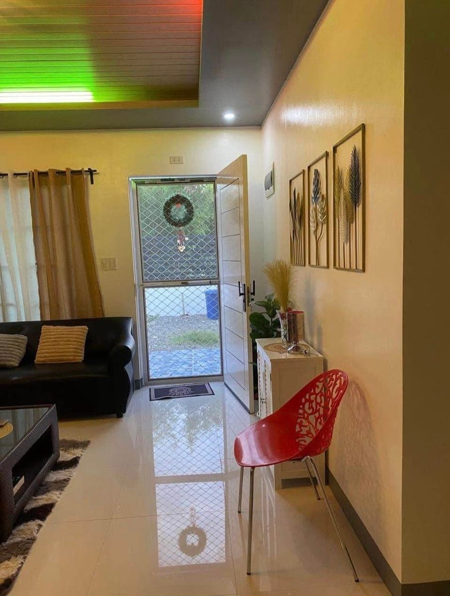 FOR RENT: Furnished 3-Bedroom House – Cordova, Cebu - photo 3