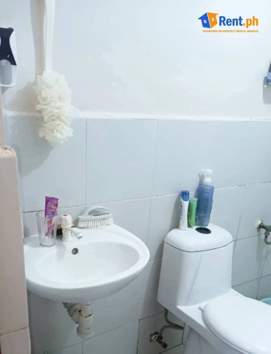 Semi - furnished studio unit - photo 4