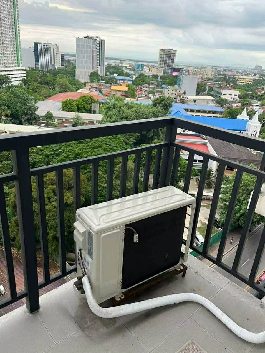 Studio with Balcony at Cityscape Grand Tower near Cebu Business Park✨ - photo 1