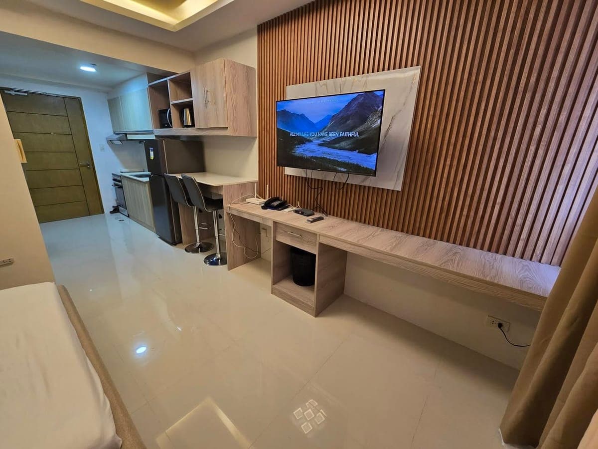 🏙️ FOR RENT – Fully Furnished Studio | Taft East Gate, Cebu Business Park - photo 4
