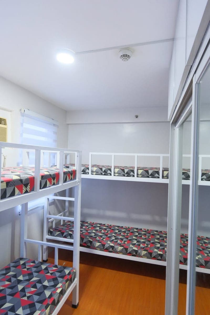 1 BED SPACE AVAILABLE - photo 3