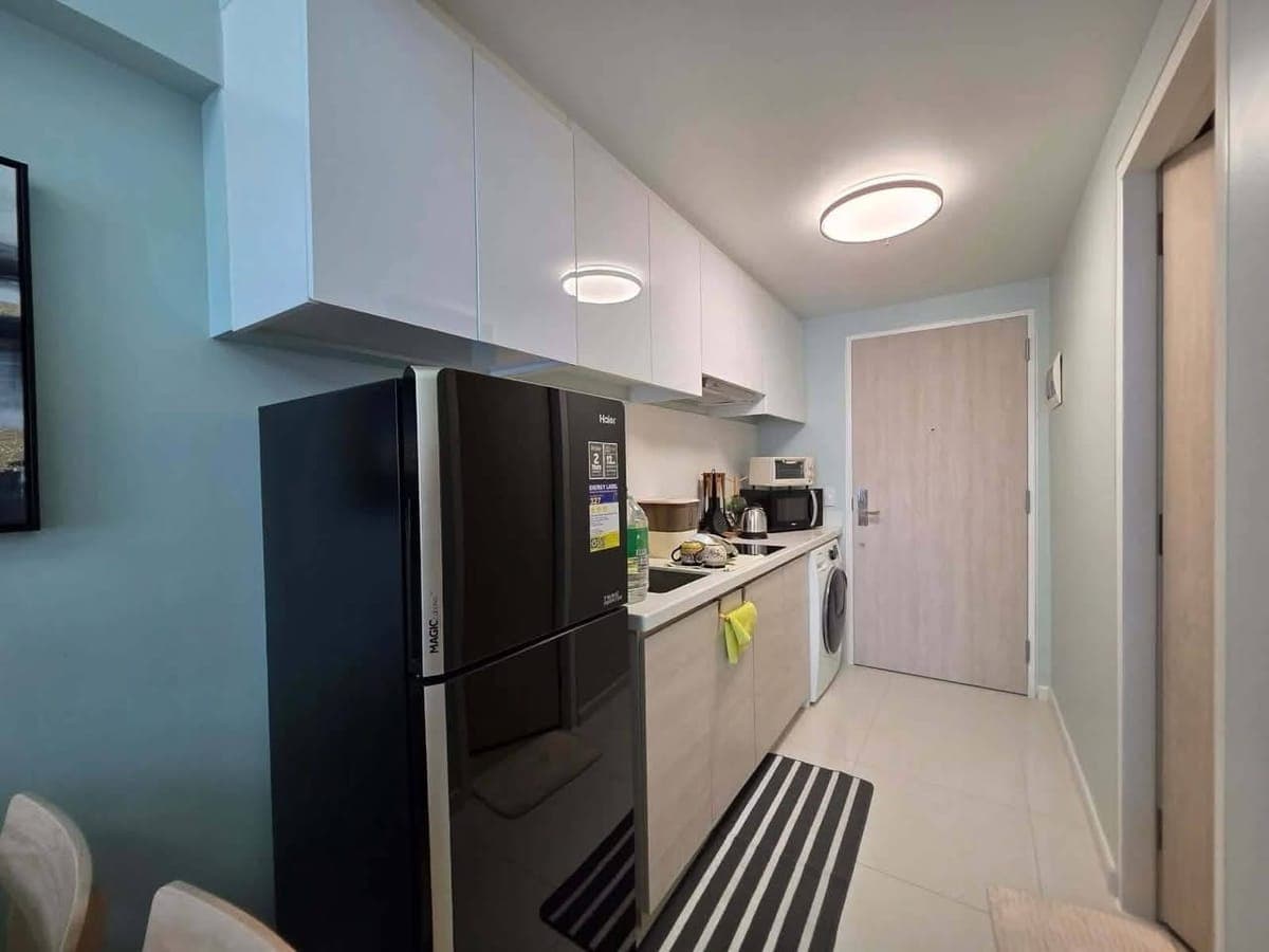 For Rent: Brand New Mandani Bay 1 bedroom loft unit - photo 1