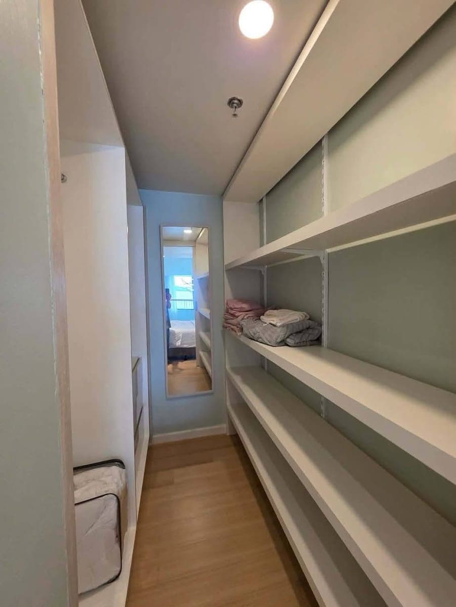 For Rent: Brand New Mandani Bay 1 bedroom loft unit - photo 2