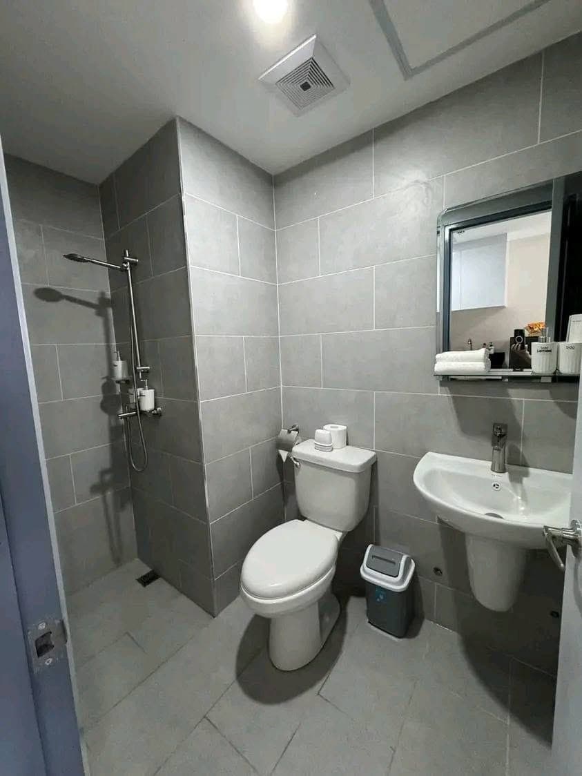 FOR RENT: Fully Furnished Studio – J Tower Residences - photo 3