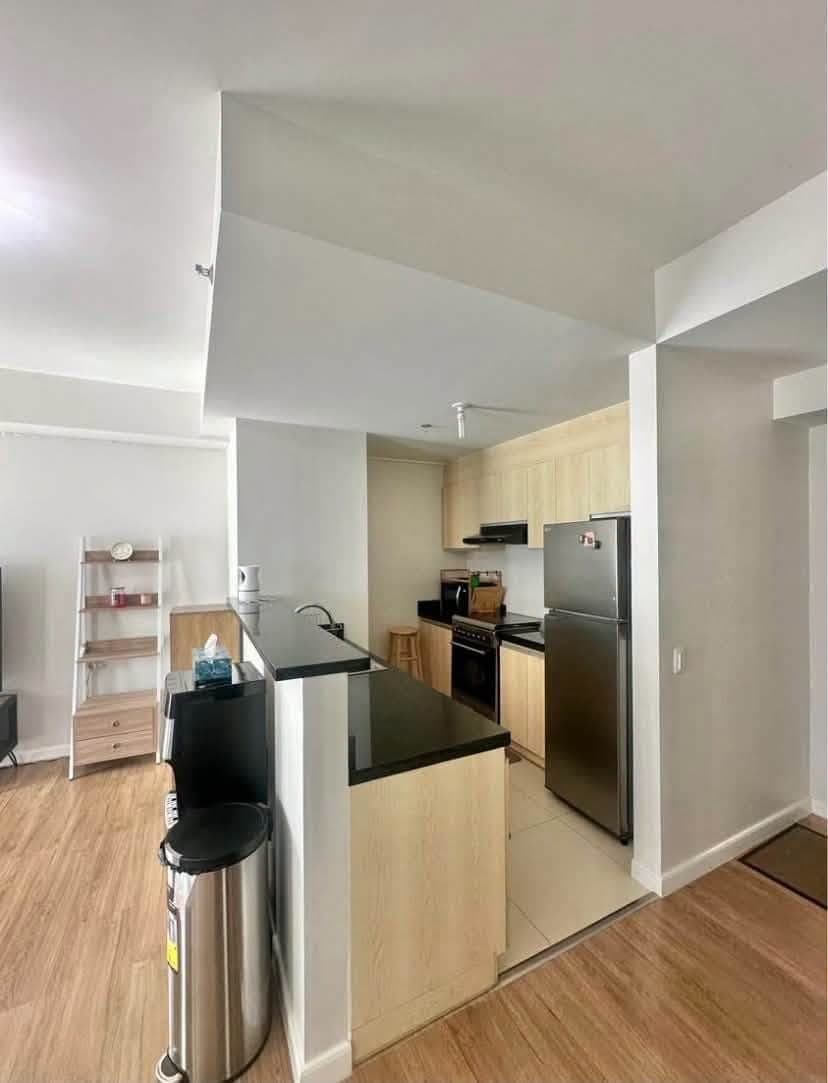 🏙️ FOR LEASE | 2 BEDROOMS CONDO WITH BALCONY - photo 3