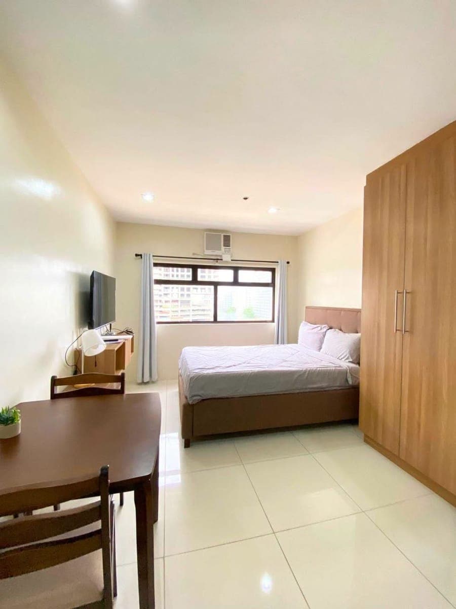 Mìdpoìnt residence Studio Unit for Rent - photo 2