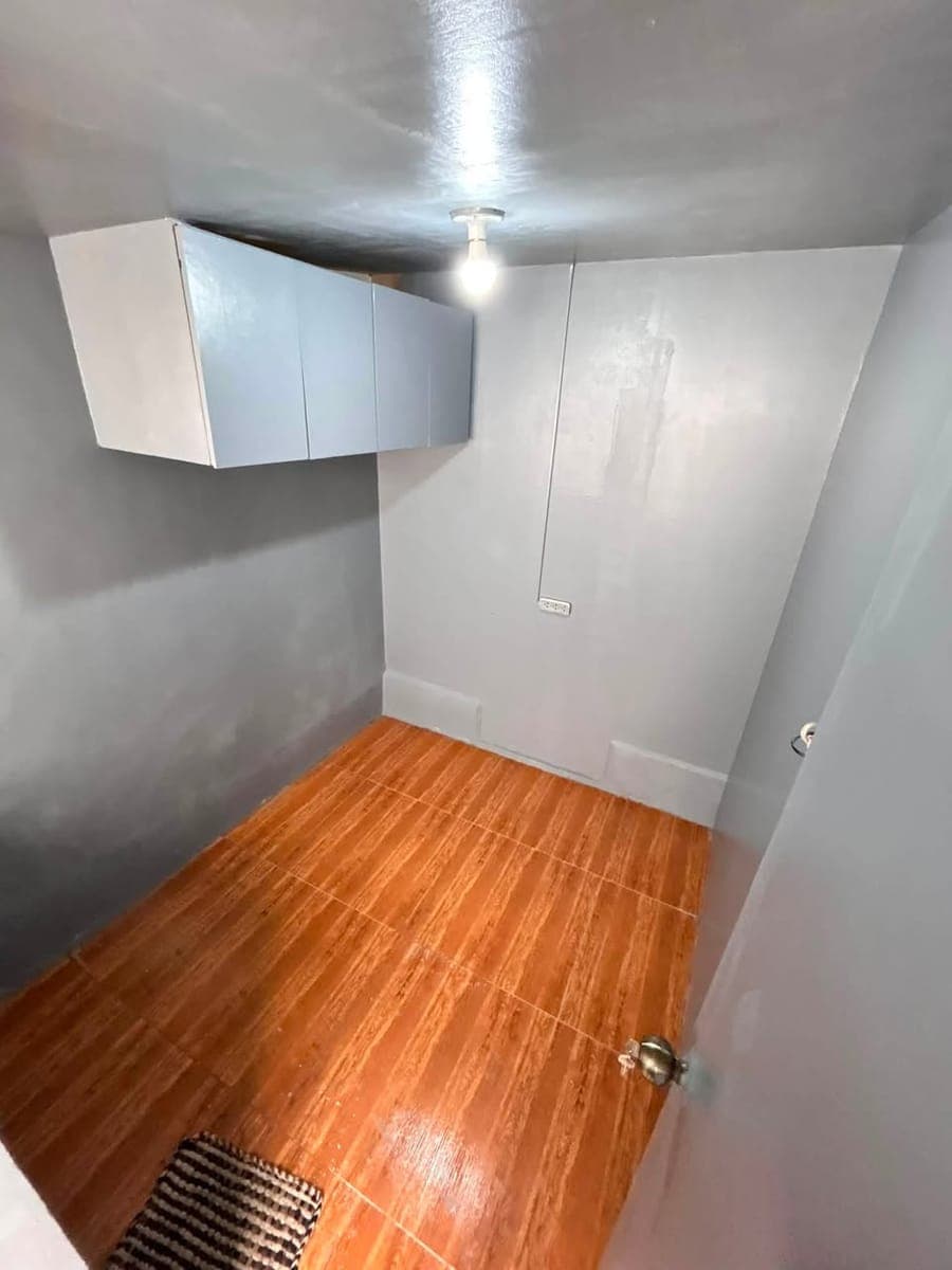 🏠 NEWLY RENOVATED ROOM FOR RENT – AVAILABLE NOW 🏠 - photo 1