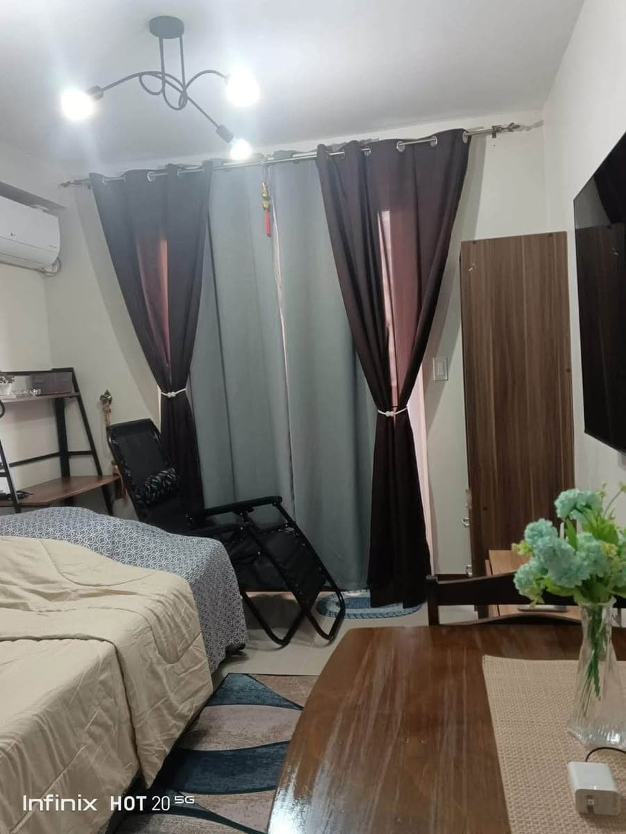 FOR SALE OR FOR RENT – Fully Furnished Studio Unit - photo 2