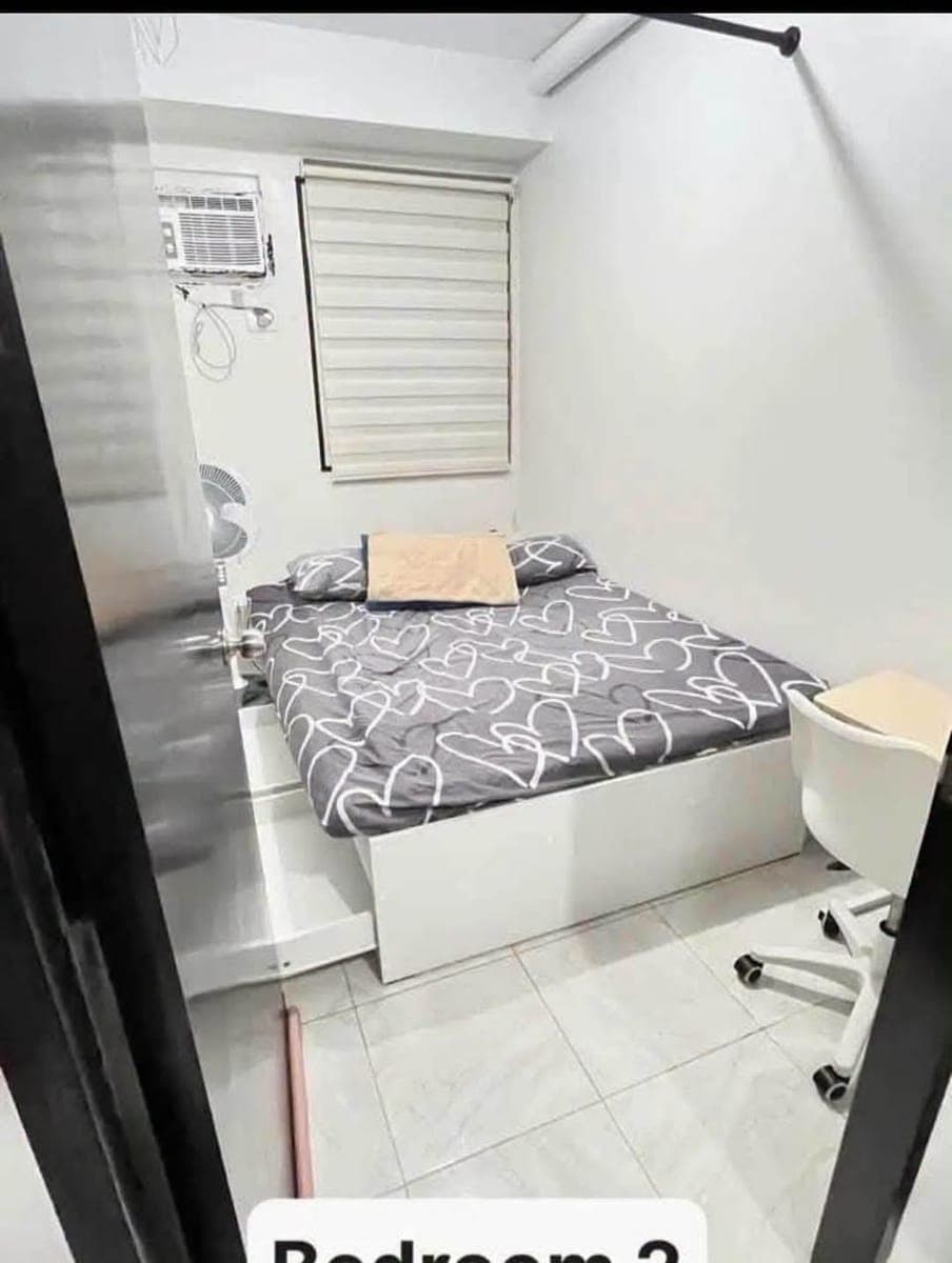 2 Bedroom Deca Banilad- 19k free WIFI & CONDO DUES (2-4 pax)‼️‼️ - photo 2