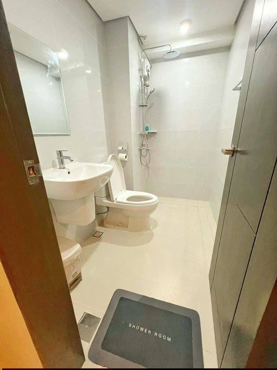 35K/MONTH, 1BEDROOM UNIT with Balcony at BASELINE PRESTIGE - photo 5
