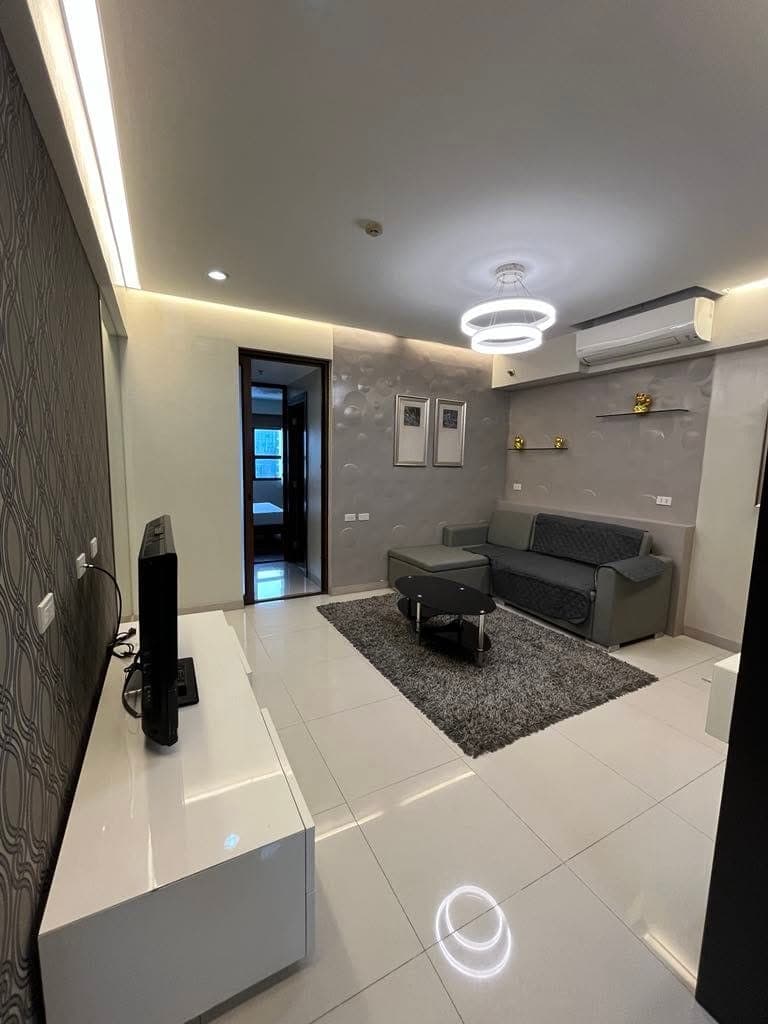 1BR for RENT in Avalon, Cebu Business Park, Cebu City with Parking - photo 2