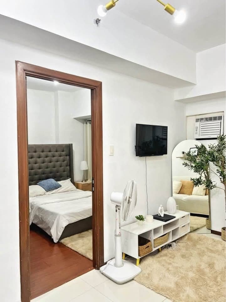🏙️ FOR RENT | Fully Furnished 1-Bedroom Condo with Balcony - photo 3