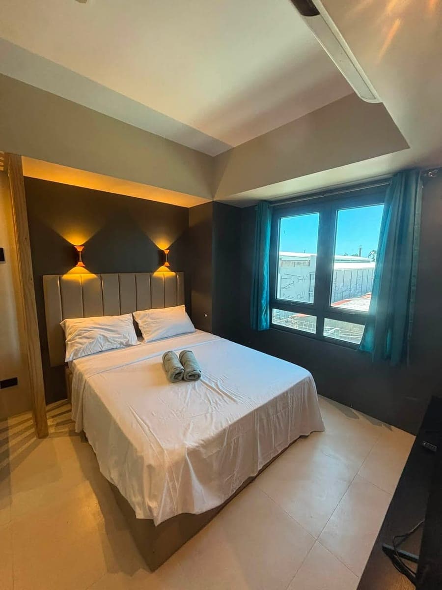 Condo for Rent or Sale – Great Location in Cebu!  (Near SM-JMall) - photo 2