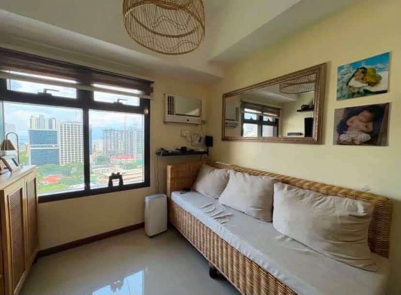 FOR RENT: Semi Furnished 2 bedroom unit at Azalea Place Gorordo near UP Cebu - photo 2