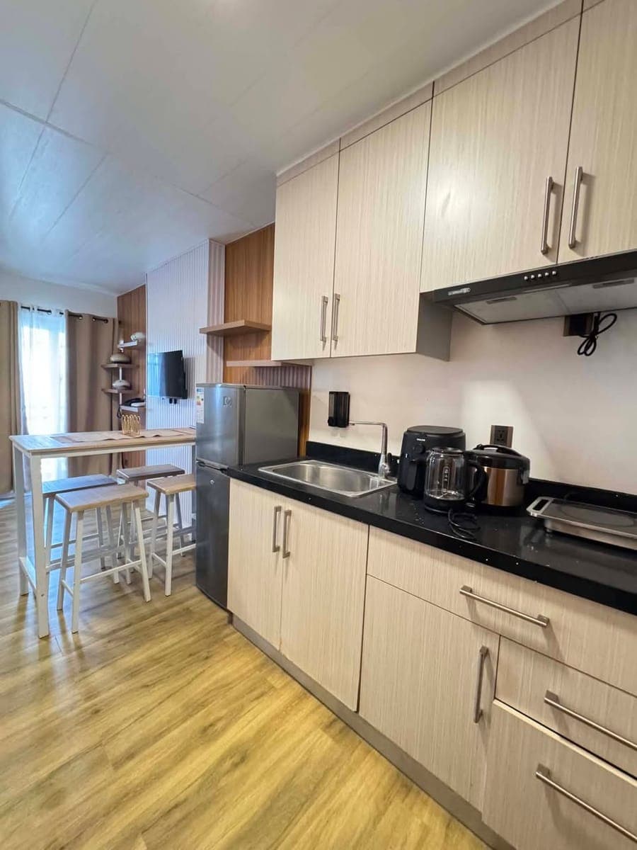 FULLY FURNISHED CONDO FOR RENT OR SALE STUDIO TYPE IN TALISAY, CEBU CITY - photo 5