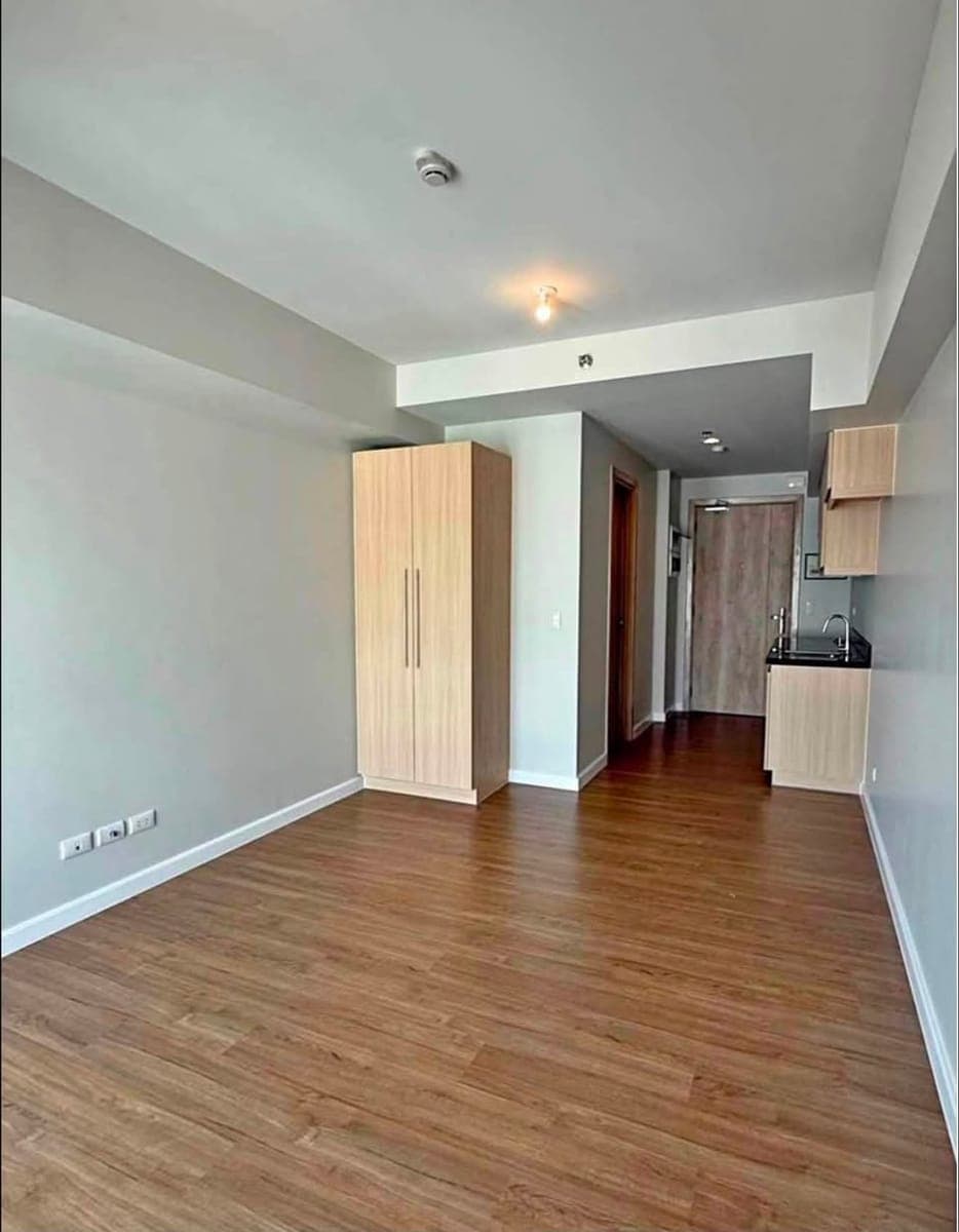 🏙️ FOR RENT – Solinea Palatine Tower 4, Cebu Business Park - photo 1